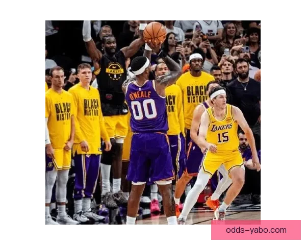 决胜25秒狂砍6分轻取湖人 386万詹金斯迎生涯最佳表现 比帅直言已见惯不惊 决胜25秒狂砍6分轻取湖人 386万詹金斯迎生涯最佳表现 比帅直言已见惯不惊